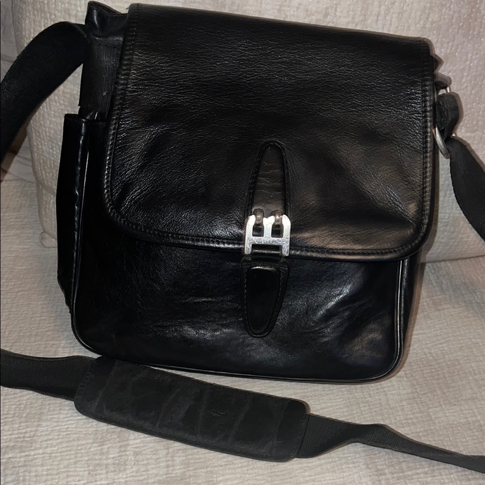 Bally Black Leather Men's Shoulder Bag